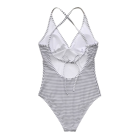 CUPSHE Black and White Stripe V-Neck One-Piece Swimsuit L NWT - Picture 4 of 4